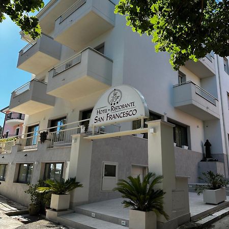 Hotel San Francesco Сан-Джованни-Ротондо Экстерьер фото